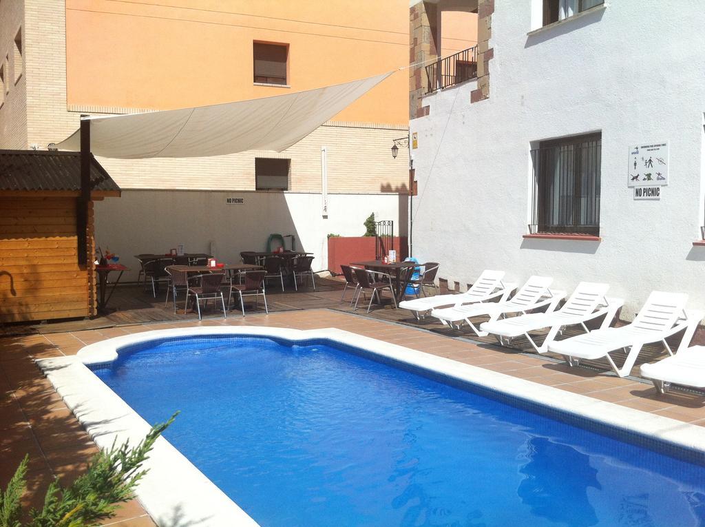 Apartamentos Ar Caribe Lloret de Mar Exterior foto
