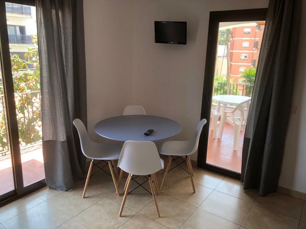 Apartamentos Ar Caribe Lloret de Mar Exterior foto